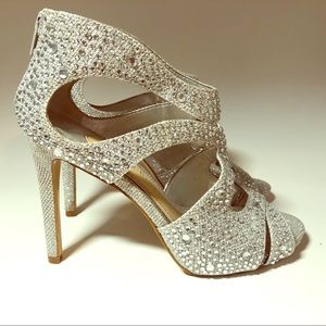 Jeweled Beaded Dress Sandals !